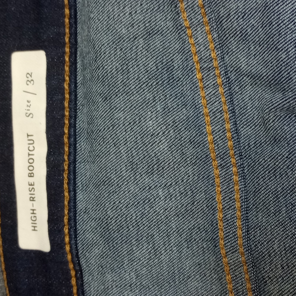 PILCRO BY ANTHROPOLOGY DARK WASH DENIM HIGH RISE BOOTCUT JEANS WITH SIDE BUTTONS - Picture 12 of 15